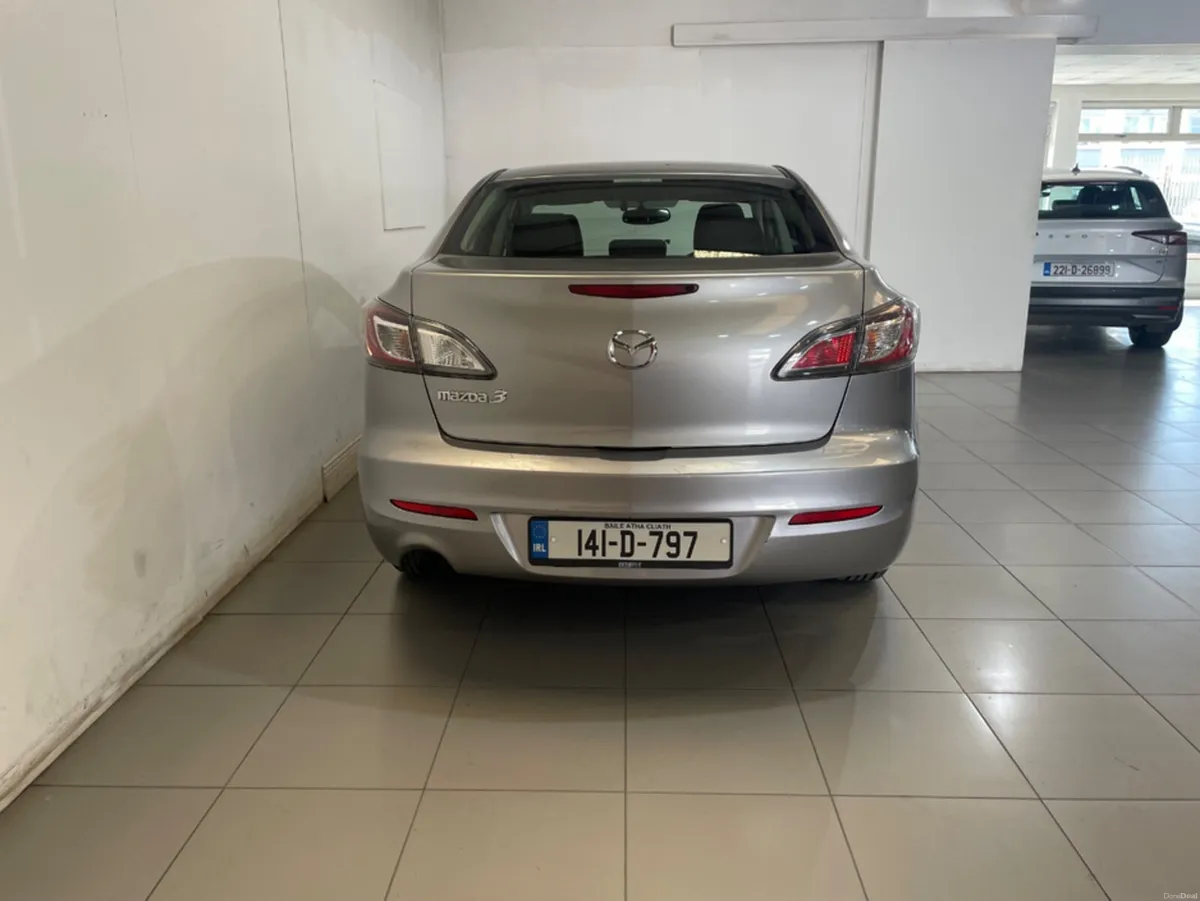 Mazda Mazda3 1.6 D EXECUTIVE 115PS 4DR - Image 4