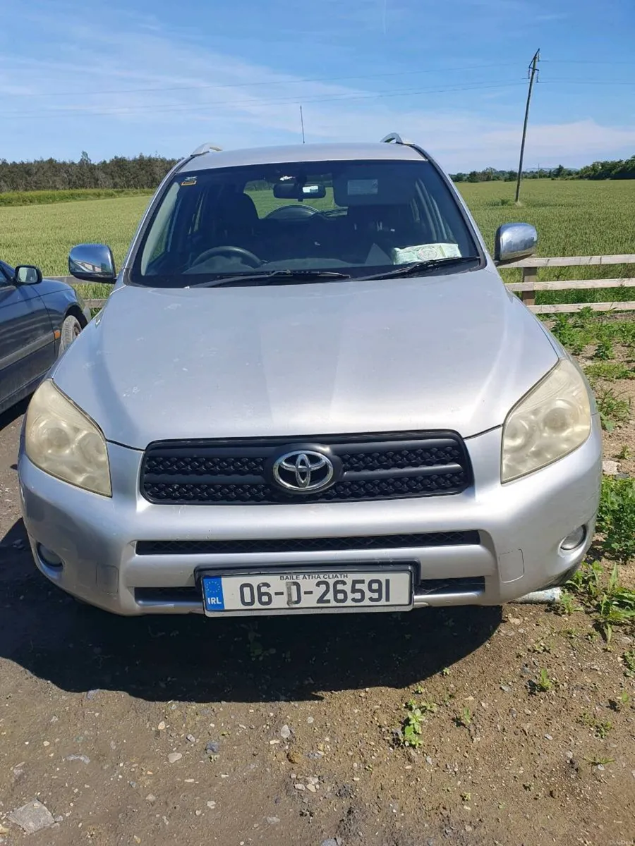 Toyota rav 4 - Image 6