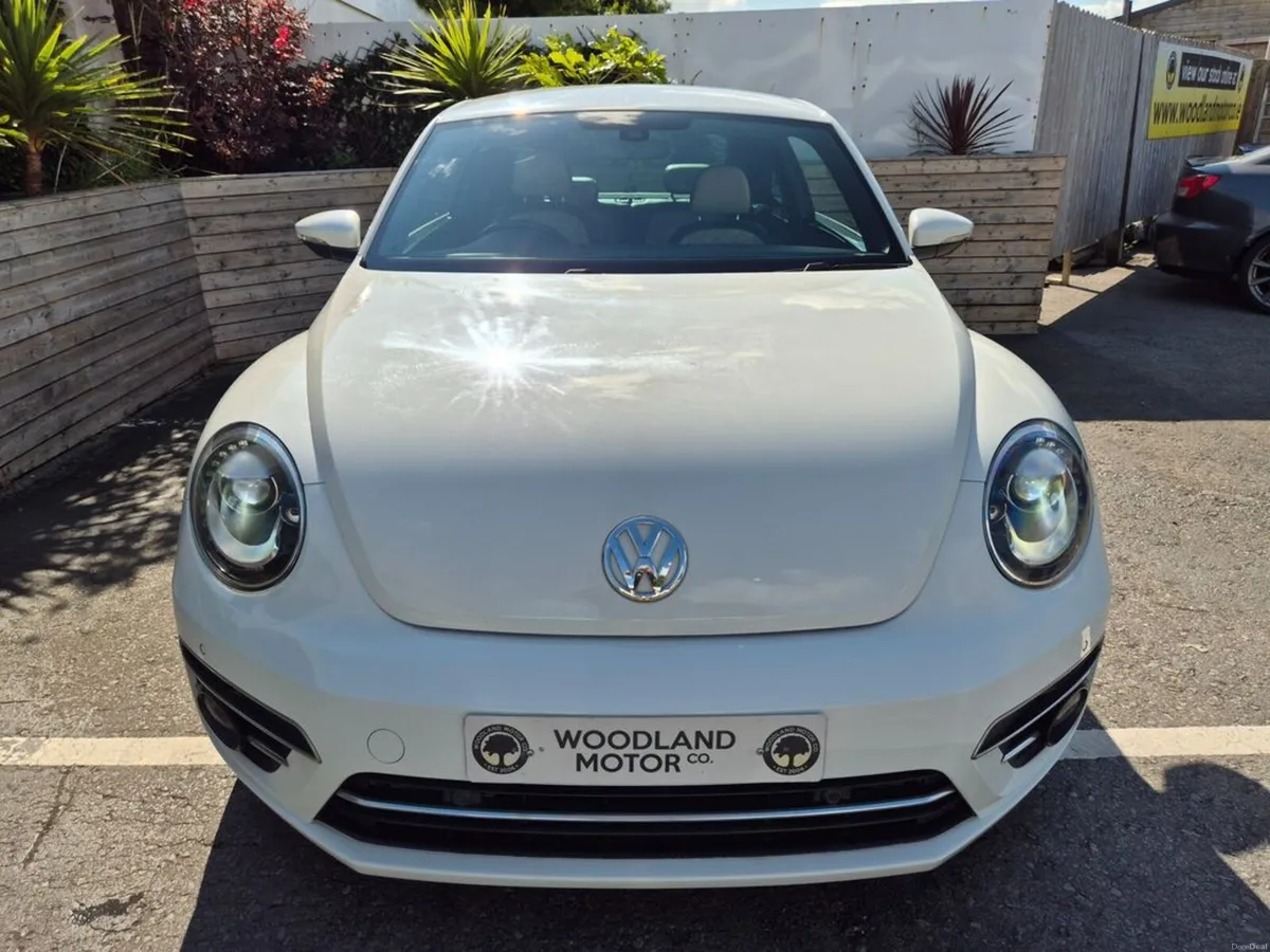Volkswagen Beetle 1.2 TSI AUTO / EXCLUSIVE TOP SPE - Image 4