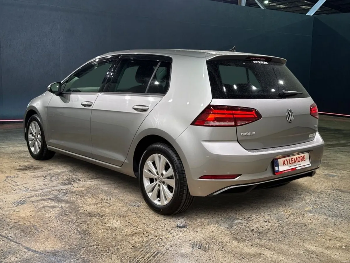 Volkswagen Golf 1.2 AUTOMATIC TSI COMFORT LINE - F - Image 5