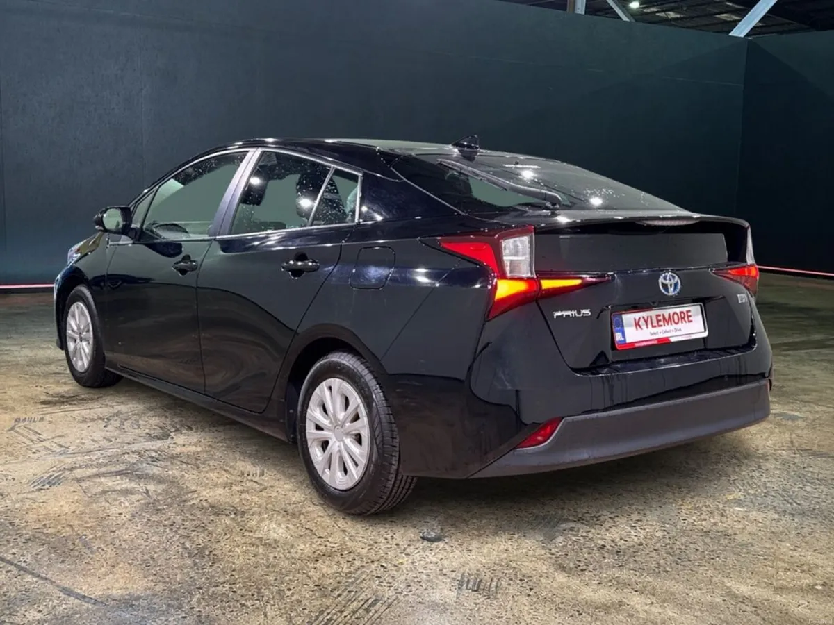 Toyota Prius 1.8 HYBRID AUTOMATIC - CRUISE CONTROL - Image 5