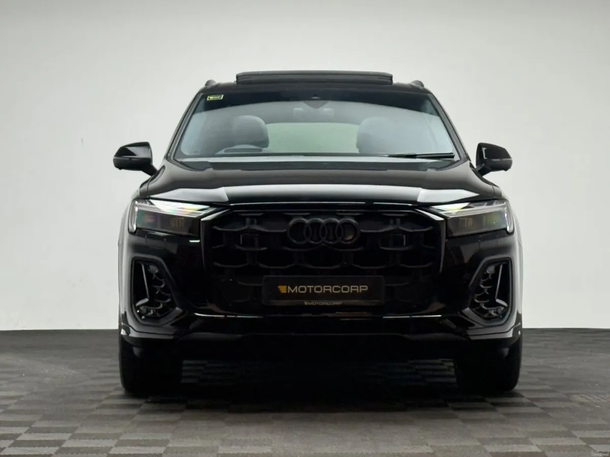 Audi Q7 TFSI E QUATTRO BLACK EDITION - Image 2