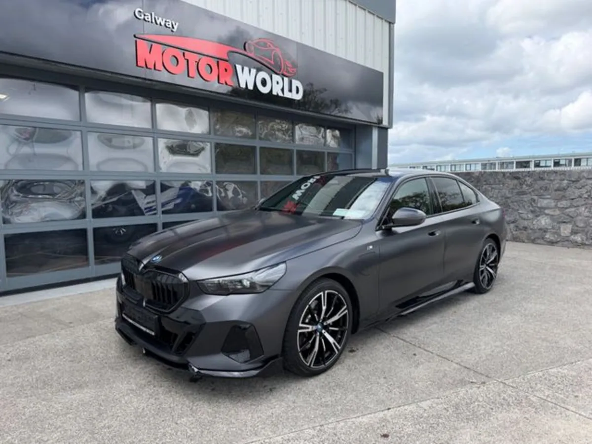BMW 5-Series 530E M SPORT PRO - Image 1