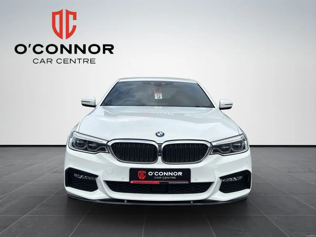 BMW 5-Series Business during the week. autobahn at - Image 2