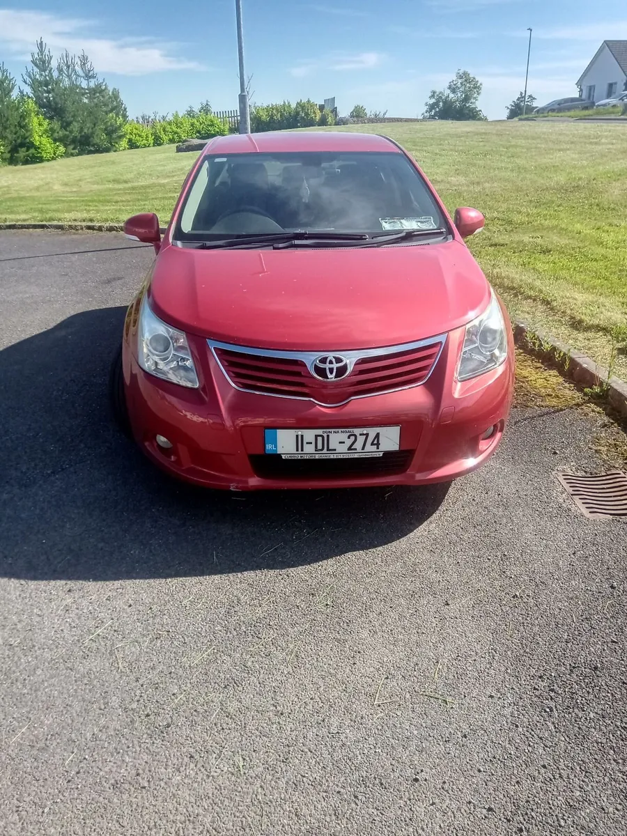 Toyota Avensis 2011 - Image 1