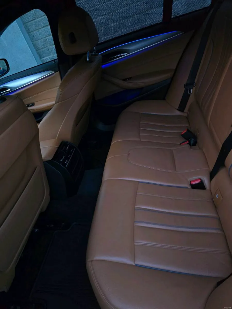 BMW 520D G31 M SPORT - Image 6