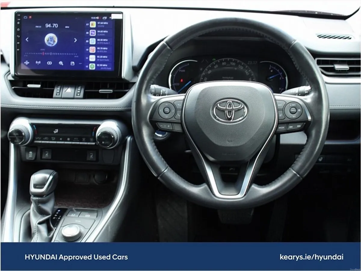 Toyota RAV4 RAV 4 HYBIRD - FINANCE ARRANGED - Image 4
