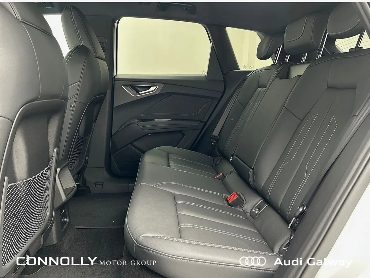 Audi Q4 e-tron E-TRON PERFORMANCE S-LINE A/T ~LONG - Image 6