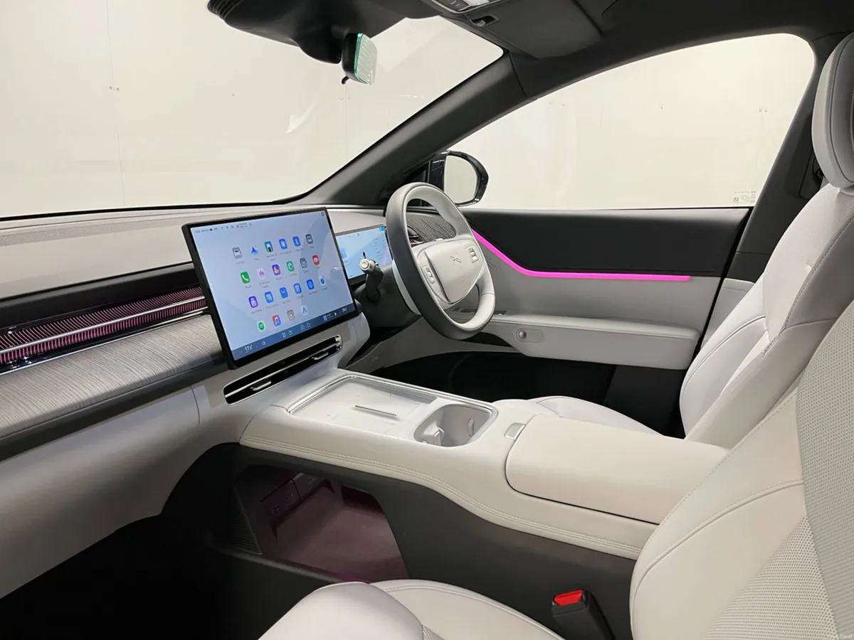 XPeng G6 Standard Range RWD - Panoramic Glass Roof - Image 6