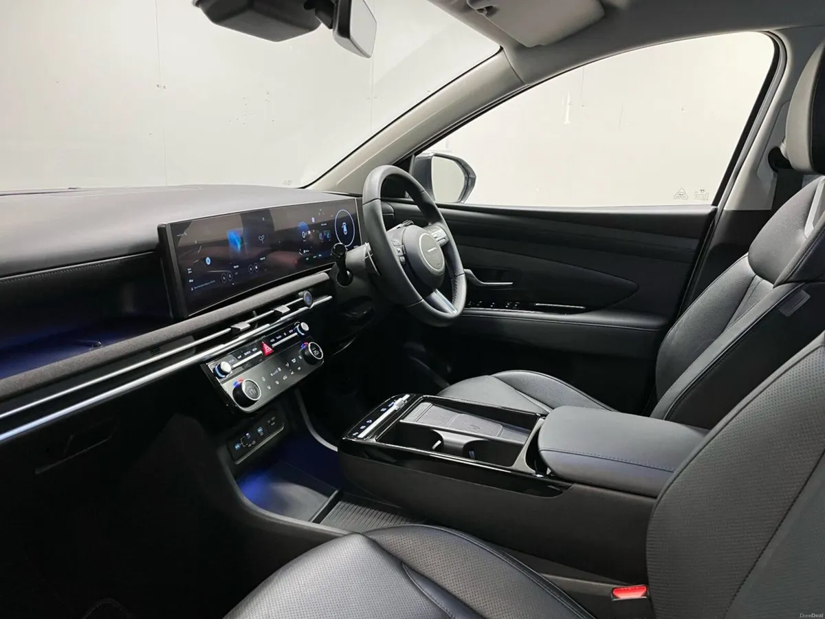Hyundai Tucson FL Executive Plus 1.6 HEV - Reversi - Image 6