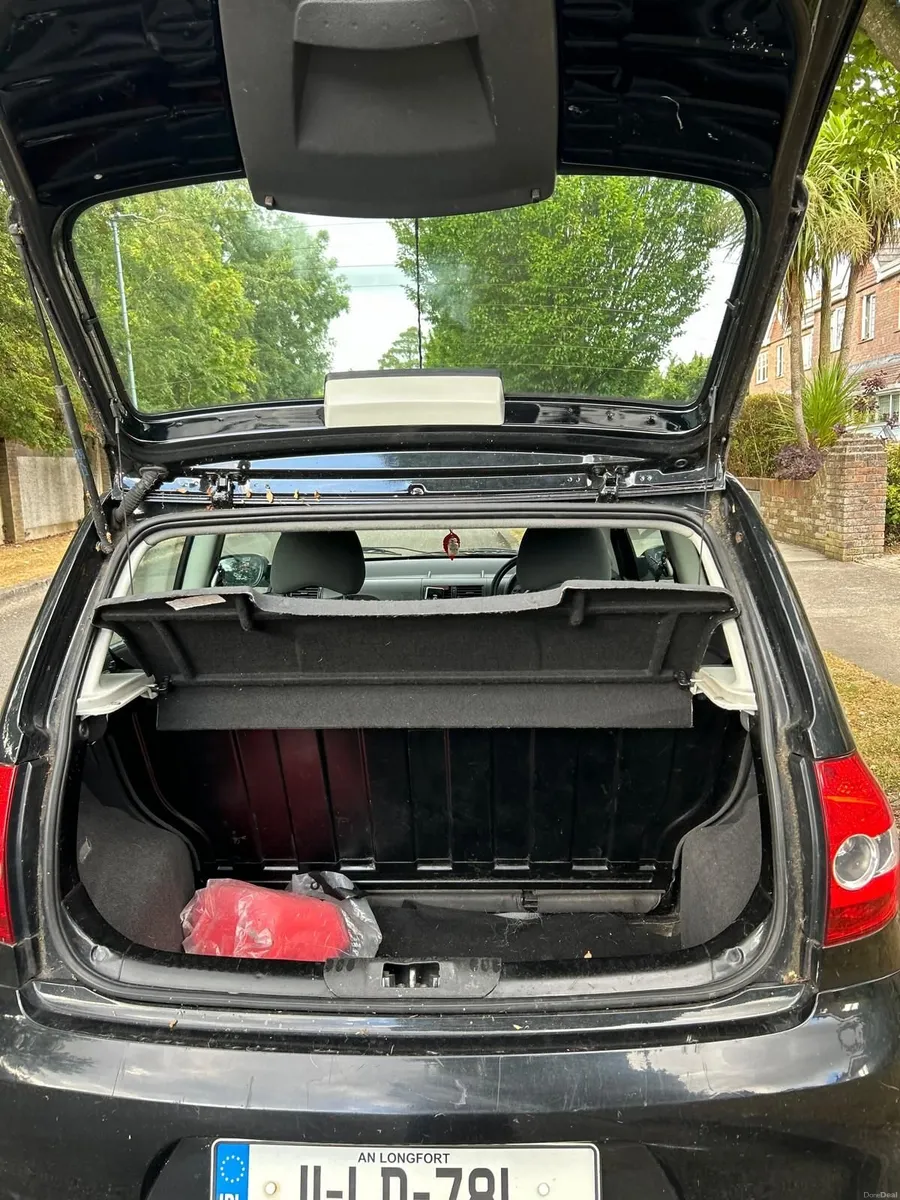 Volkswagen Fox 2011 - Image 4