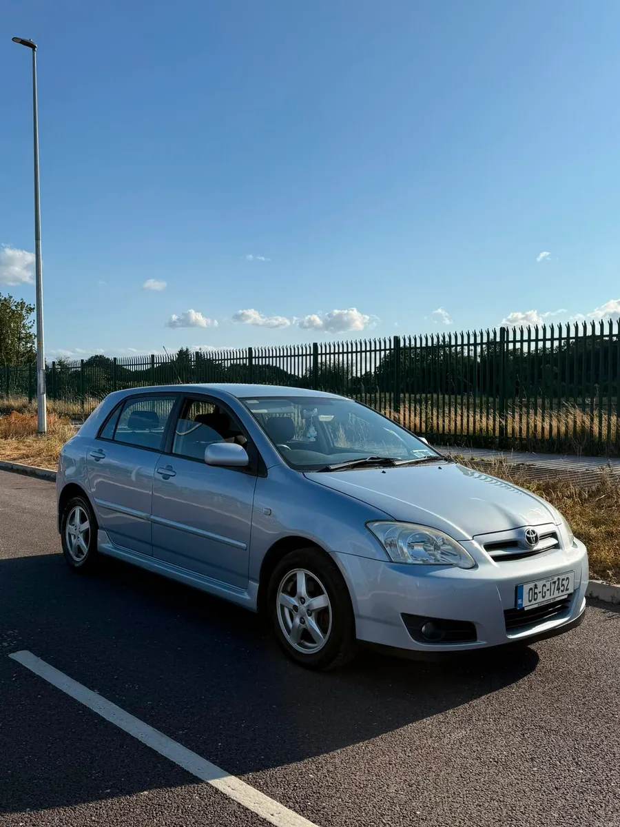Toyota Corolla - Image 3