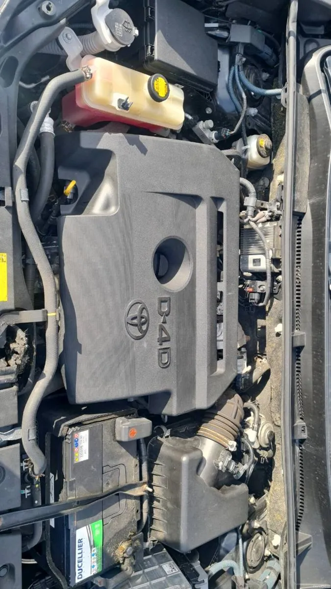 2014 toyota rav 4 - Image 5