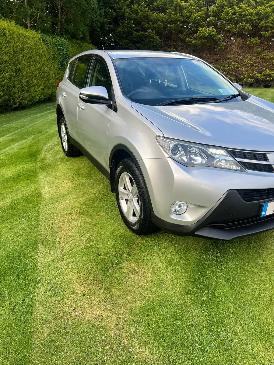 2014 rav4 - Image 2