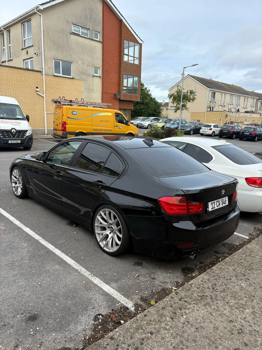 BMW F30 316d - Image 3