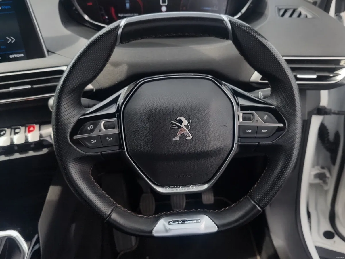 Peugeot 3008 Hdi GT ""one owner** - Image 4