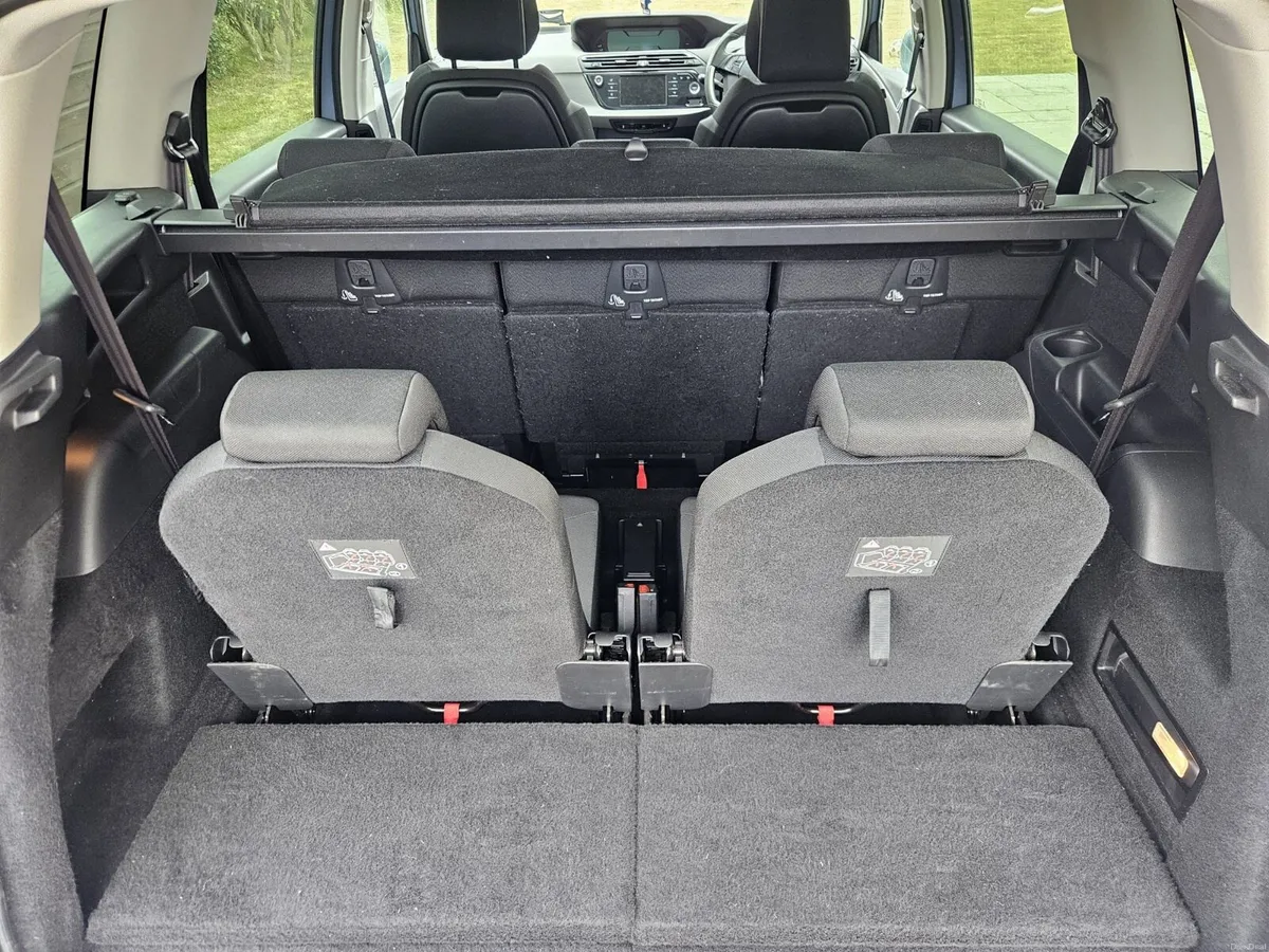 2016 Citreon C4 Grand Picasso (94,000km) - Image 2