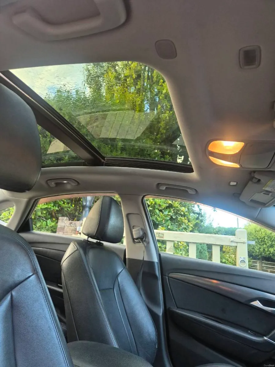 Hyundai i40 Automatic - Image 5