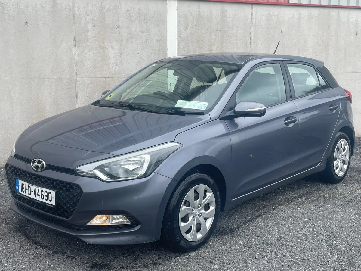 * Hyundai I20 .. ‘2016 .. 1.2 Petrol .. VGC * - Image 1