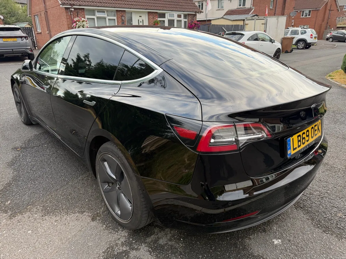 Tesla Model 3 Long Range AWD - Image 3