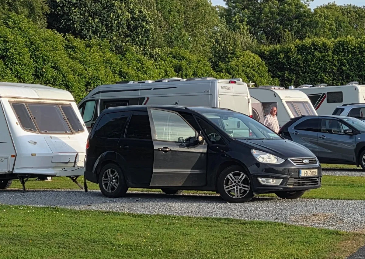 Ford Galaxy. Needs work. Nct and tax. - Image 2