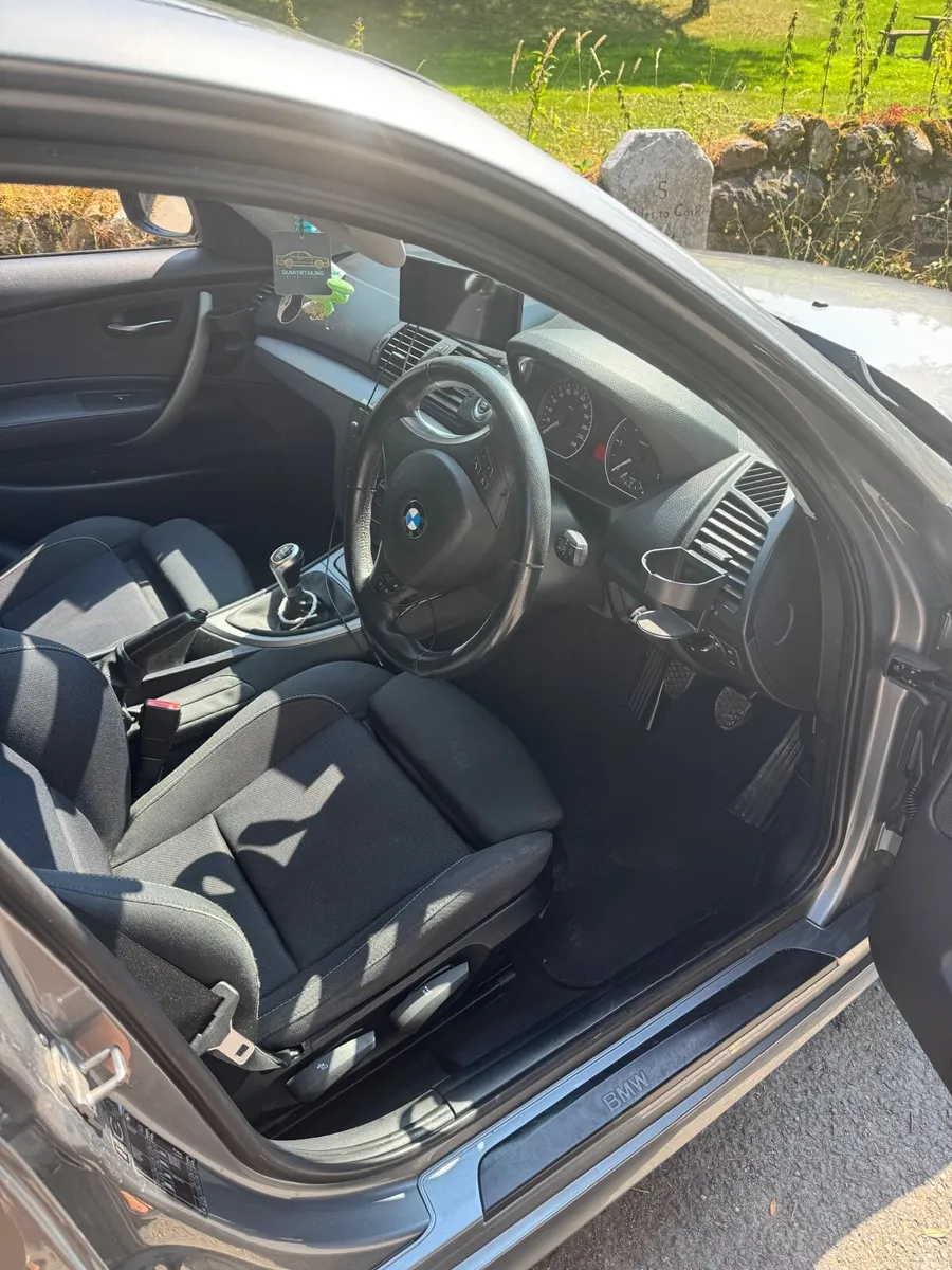 BMW 1-Series 2010 - Image 3
