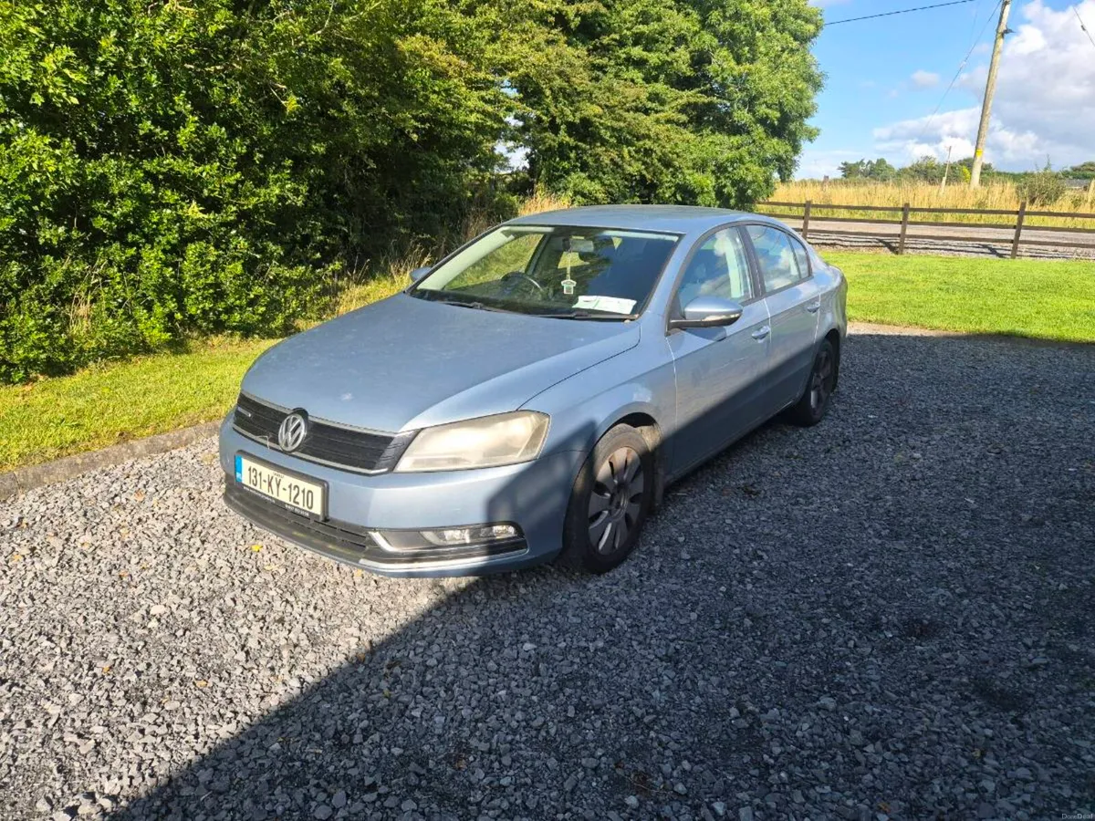 Volkswagen Passat - Image 1