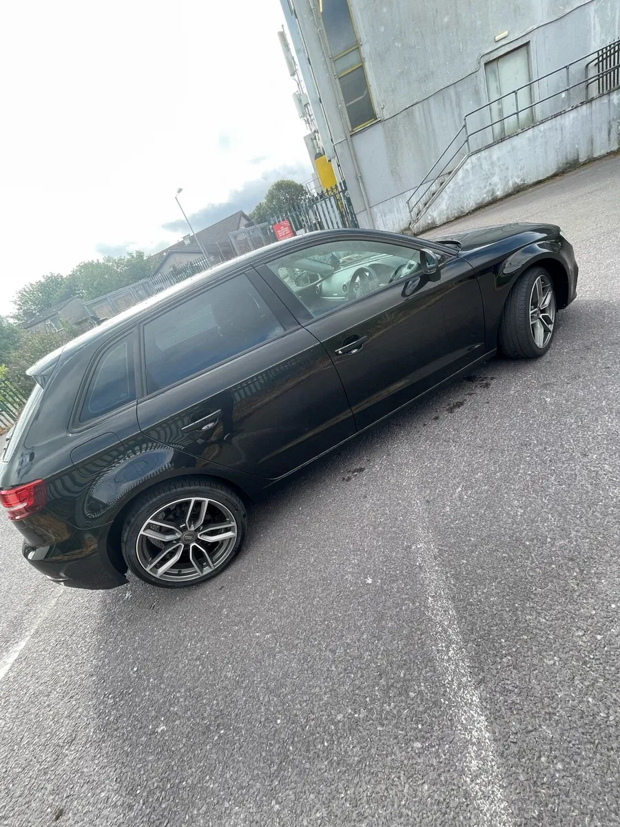 Audi A3 1.6 Sportback - Image 4
