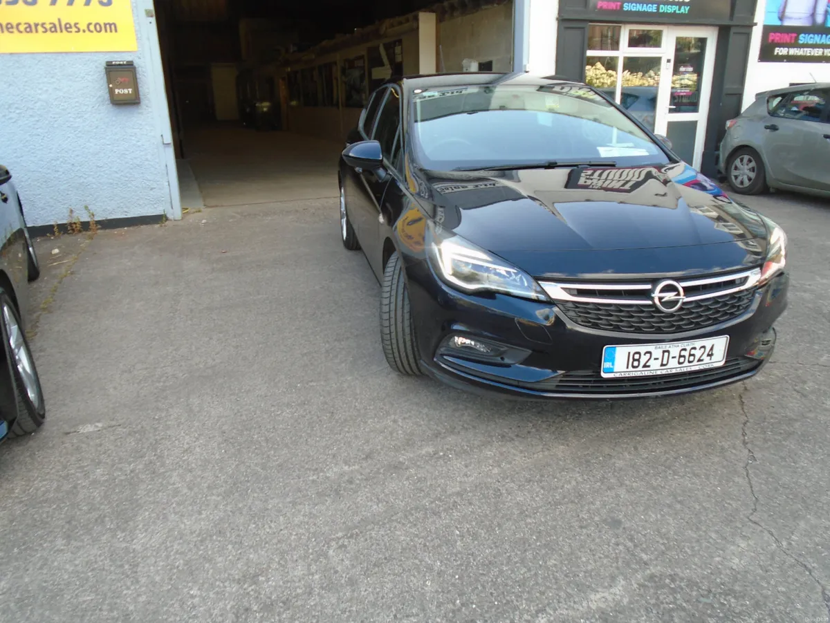 Opel Astra 2018 - Image 1