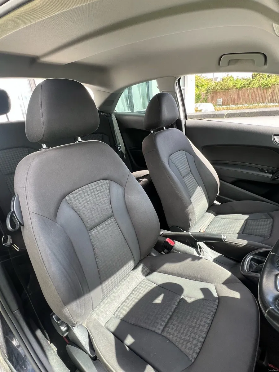 AUDI A1 - Image 5