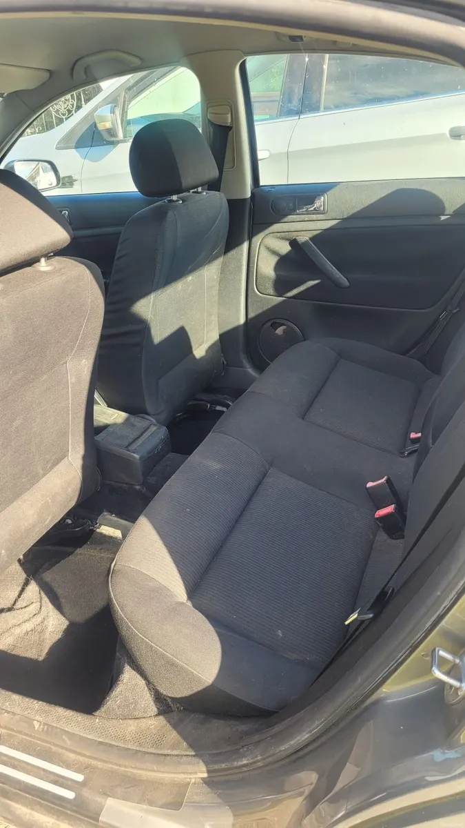 Volkswagen Passat 2002 1.9 TDI - Image 4