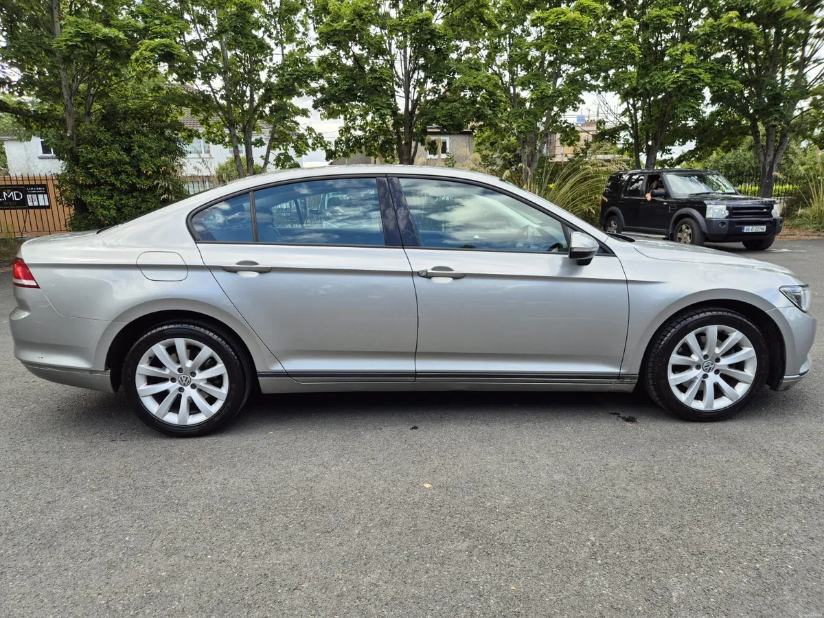 Lovely Volkswagen Passat 2015 TAXED & TESTED - Image 4