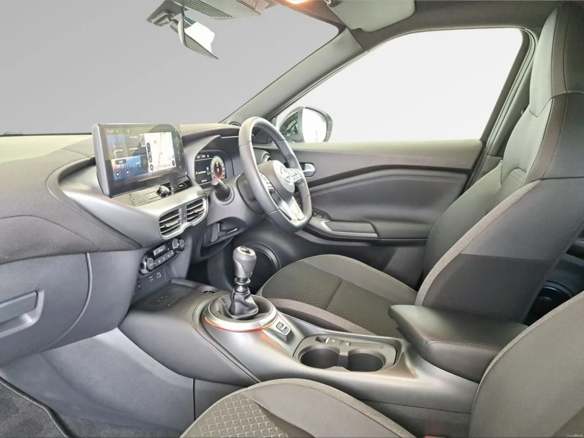 Nissan Juke 1.0T SV Premium €2000 Scrappage offer - Image 4