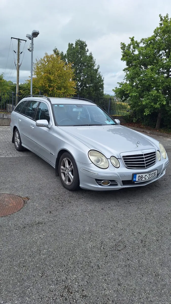Mersedes Benz - Image 2
