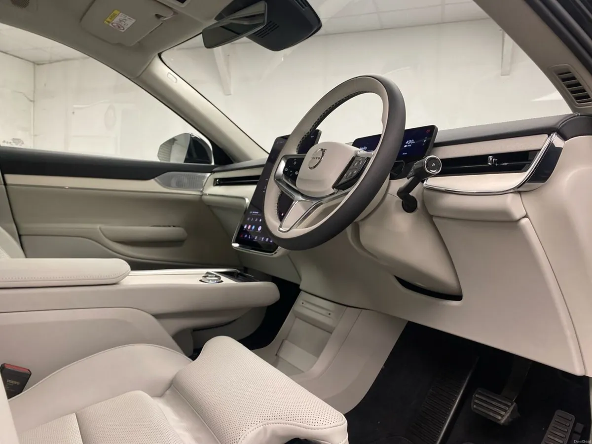 Volvo EX90 262 Twin motor Onyx Black with Dawn int - Image 6