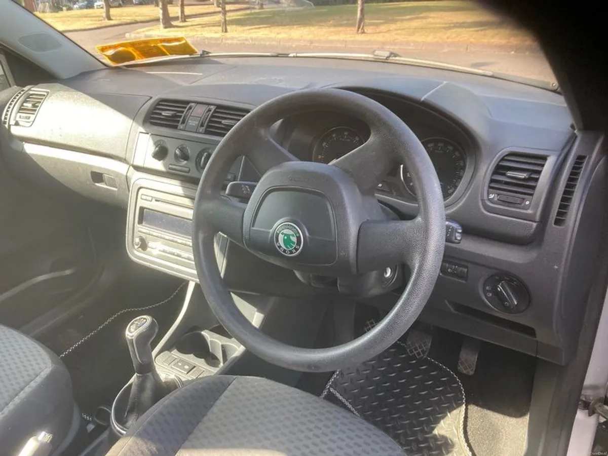 2011 Skoda Fabia - Image 3