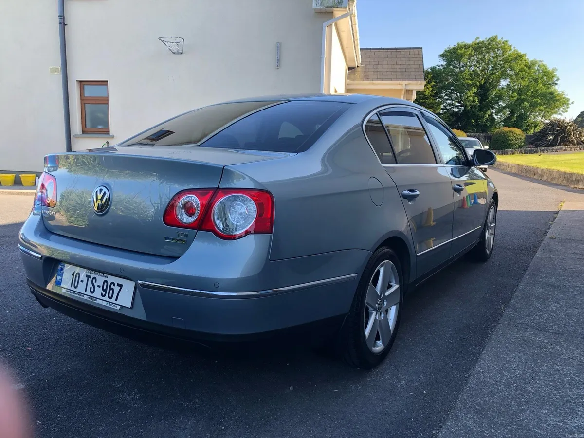 2010 VW Passat 1.6 TDI **NCT 03/27** - Image 4