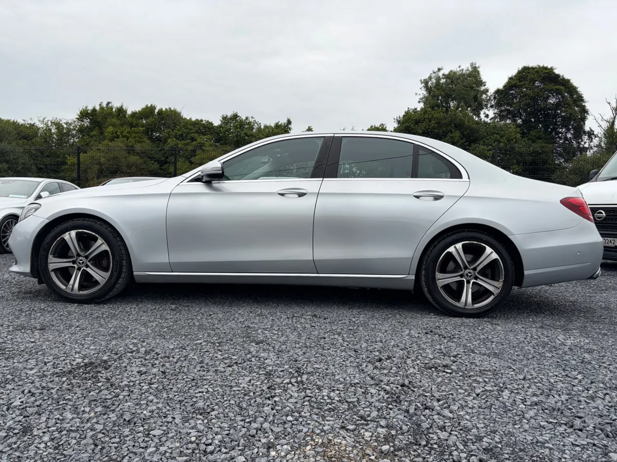 2017 MERCEDES E CLASS E220 SE AUTO - Image 4