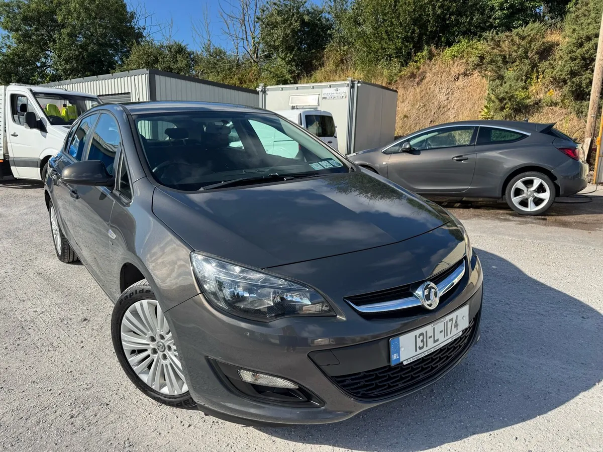 13 Astra 1.4  New Nct.Tax - Image 2
