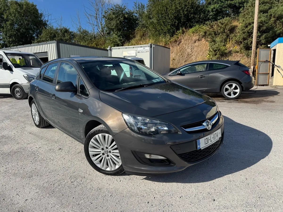 13 Astra 1.4  New Nct.Tax - Image 4