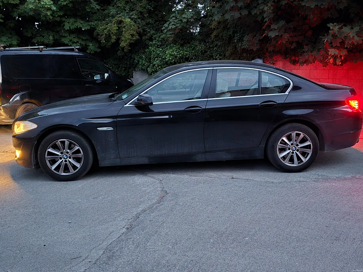 BMW 5-Series 2011 520d se €2200 no offers - Image 3