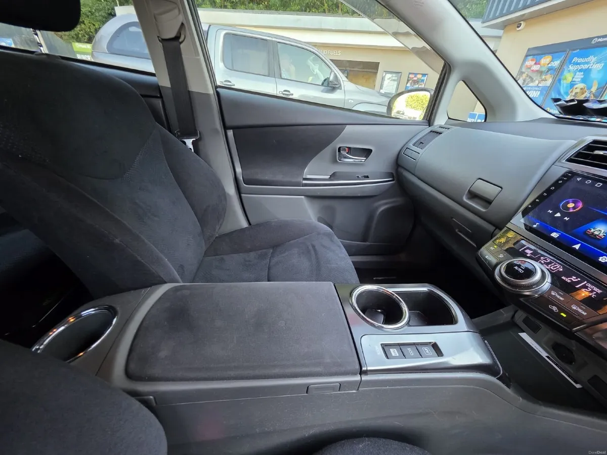 Toyota Prius 2014 - Image 4