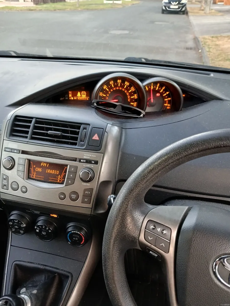 Toyota Verso 2010 - Image 4