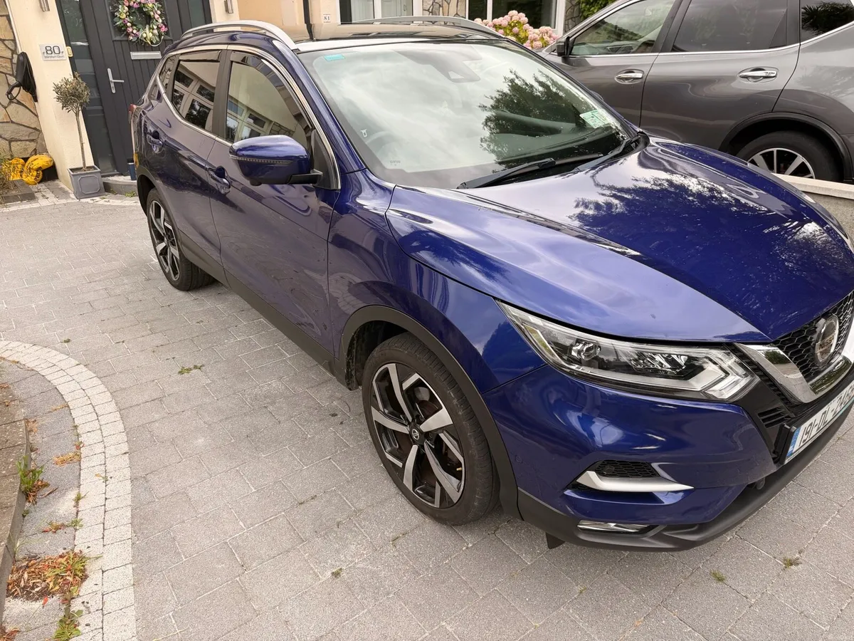 Nissan Qashqai 1.5 DCI Tekna - Panoramic Roof - Image 1