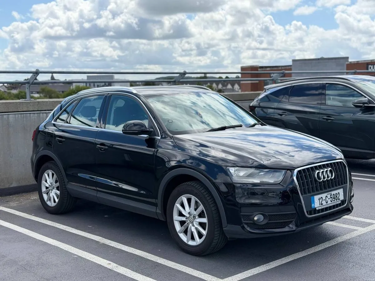 Audi Q3 2012 - Image 1