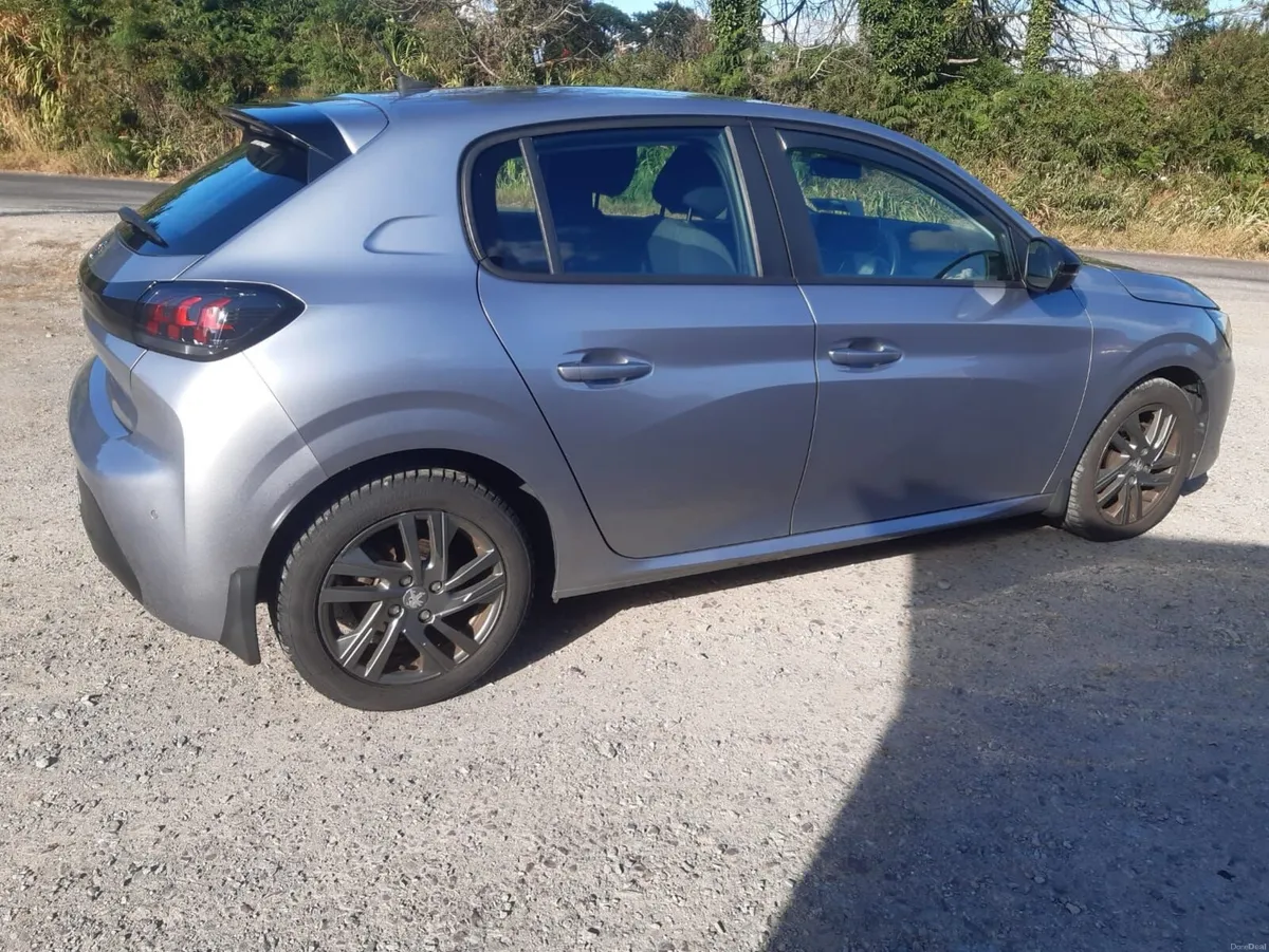 Peugeot 208 2022 - Image 4