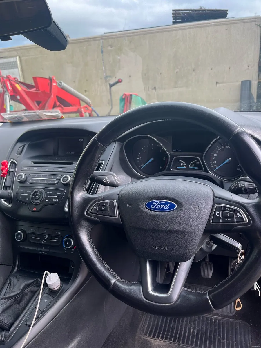 Ford focus - Image 6