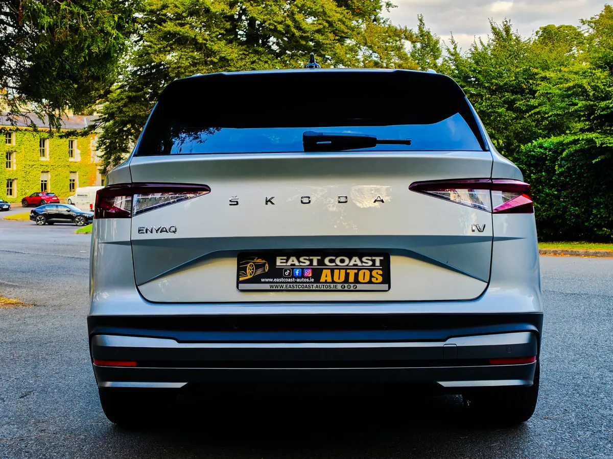 2022 Skoda Enyaq iV60 EV - Image 6