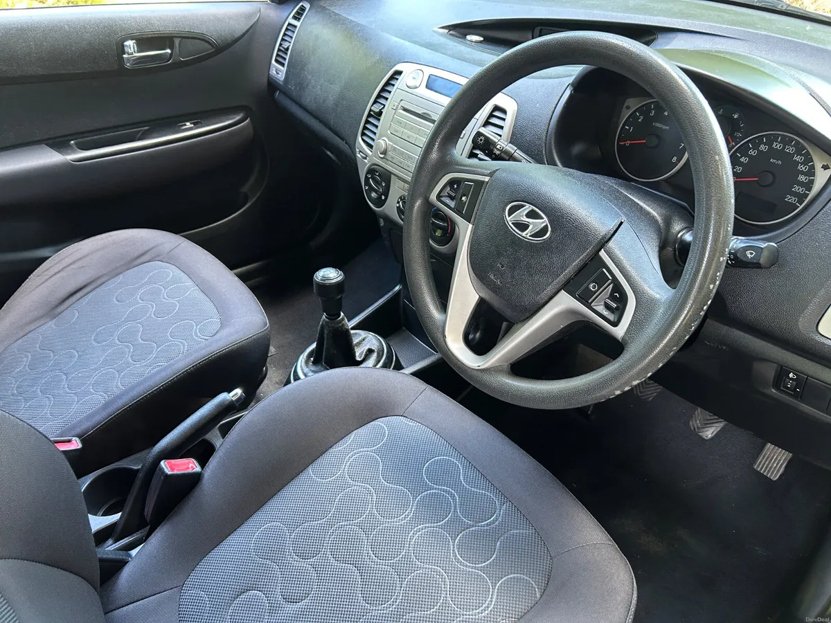 Hyundai i20.. New NCT & Fully Serviced - Image 5