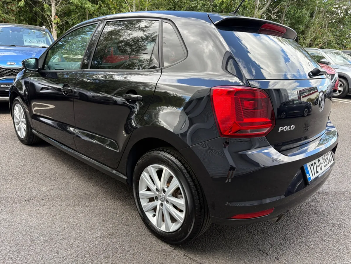 Volkswagen Polo 1.2 PETROL CL AUTO - Image 5